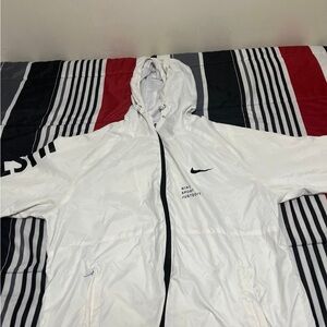 Nike Men's White Hooded Jacket